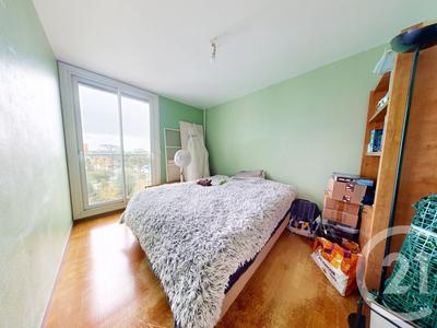 Appartement - 81 m² - 4 pièces