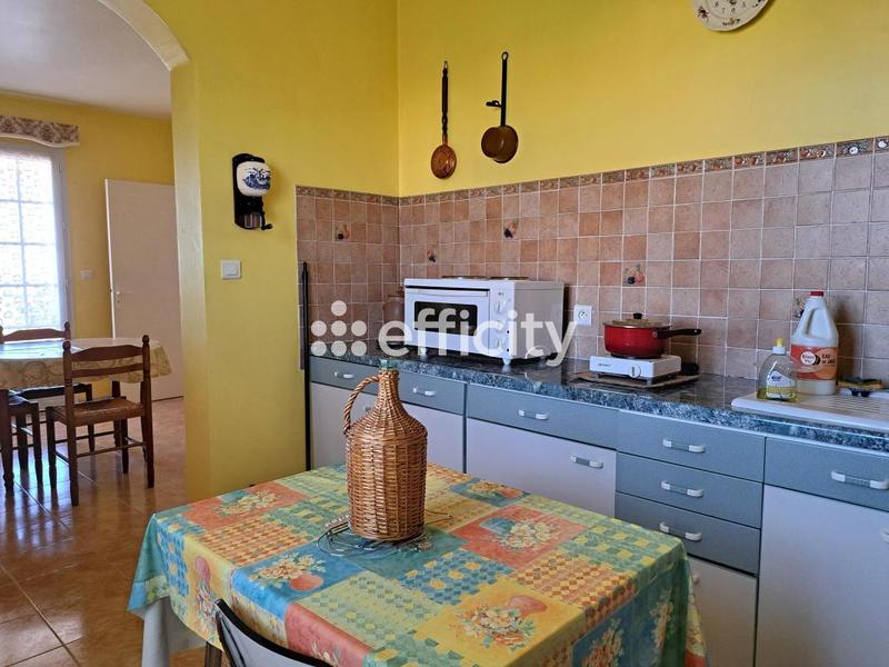 Maison - 180 m² - 7 pièces