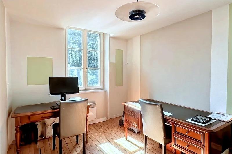 Appartement - 128 m² - 6 pièces