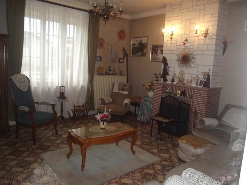 Maison - 156 m² - 8 pièces