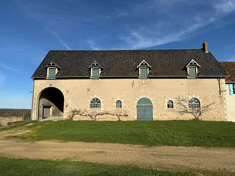 Demeure - 254 m² - 8 pièces