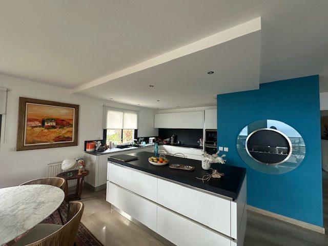 Appartement - 82 m² - 4 pièces