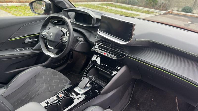 Peugeot 208 136 50 kWh Gt Pack - Automatique