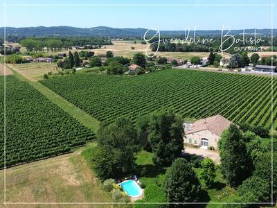 Maison en pierre - 300 m² - 7 pièces