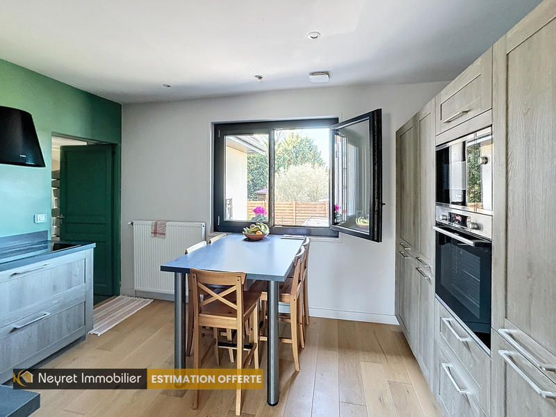 Maison - 160 m² - 7 pièces