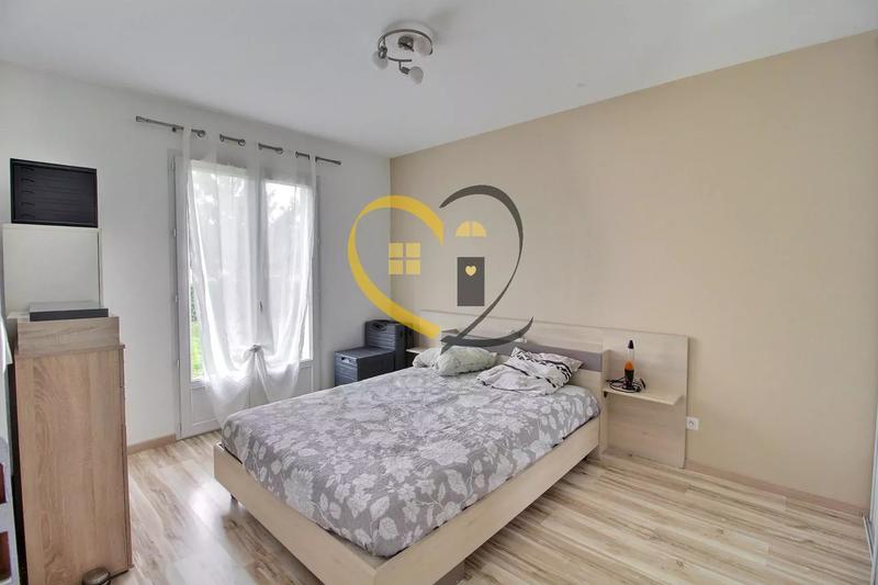 Maison - 95 m² - 4 pièces