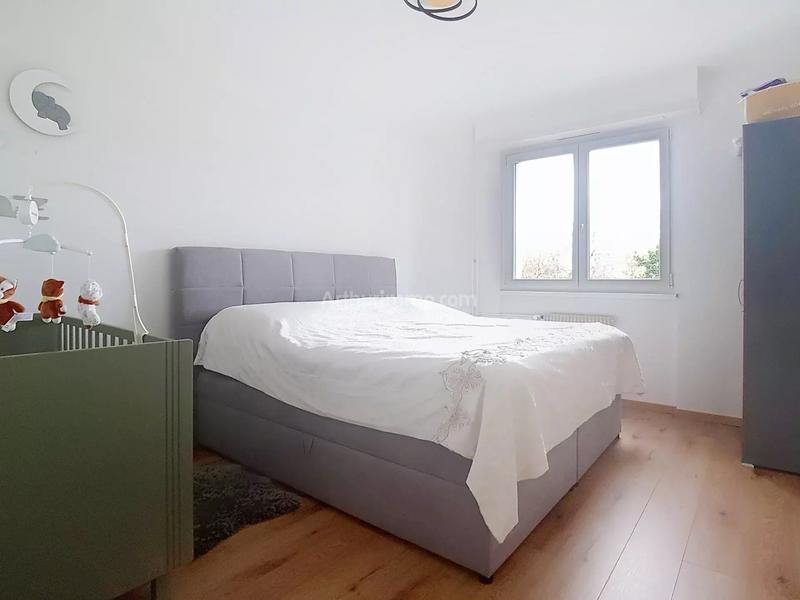 Appartement - 83 m² - 4 pièces