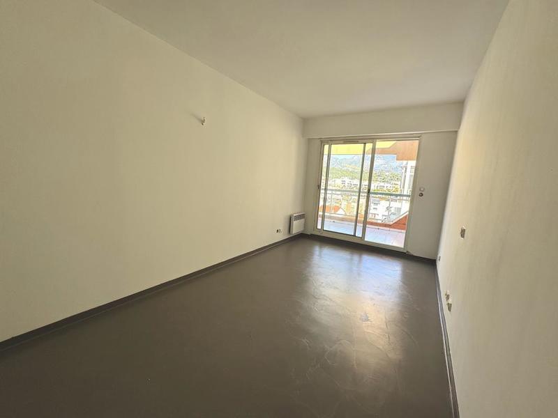 Penthouse - 87 m² - 3 pièces