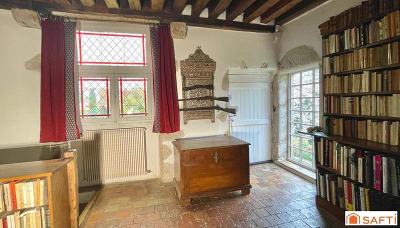 Maison - 285 m² - 15 pièces