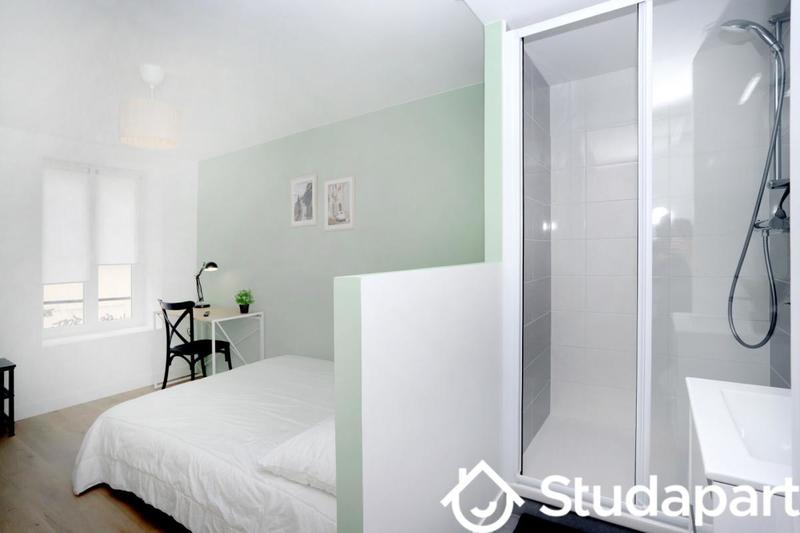 Chambre - 10 m² - 1 pièce