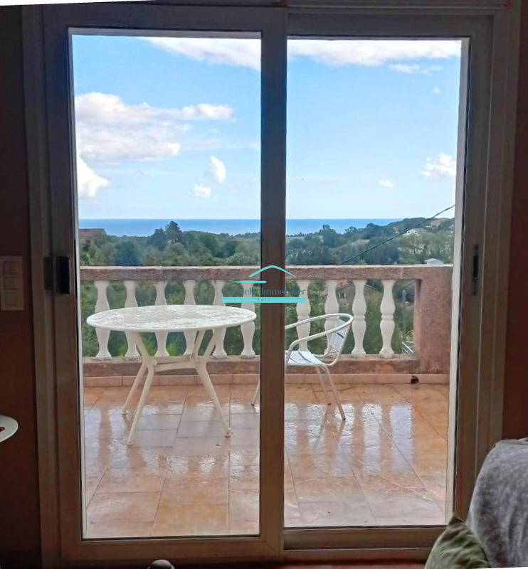 Villa - 180 m² - 7 pièces