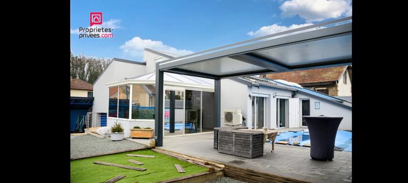 Maison - 171 m² - 7 pièces