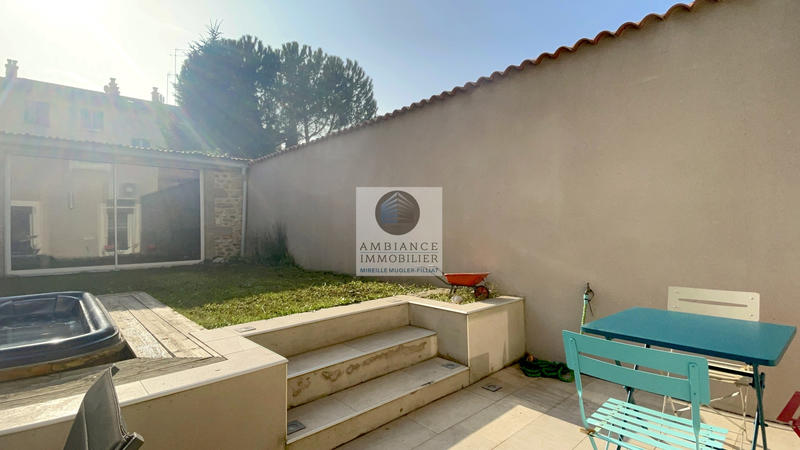 Maison - 101 m² - 6 pièces