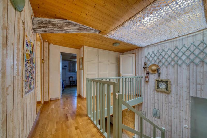 Demeure - 340 m² - 14 pièces