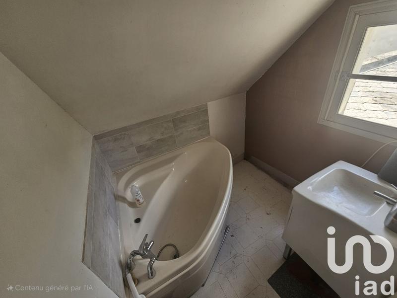 Maison - 245 m² - 15 pièces