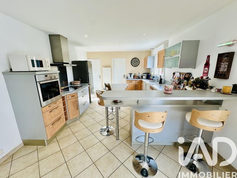 Maison - 115 m² - 6 pièces