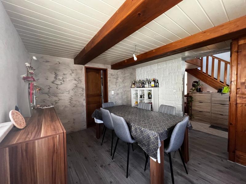 Maison - 91 m² - 5 pièces