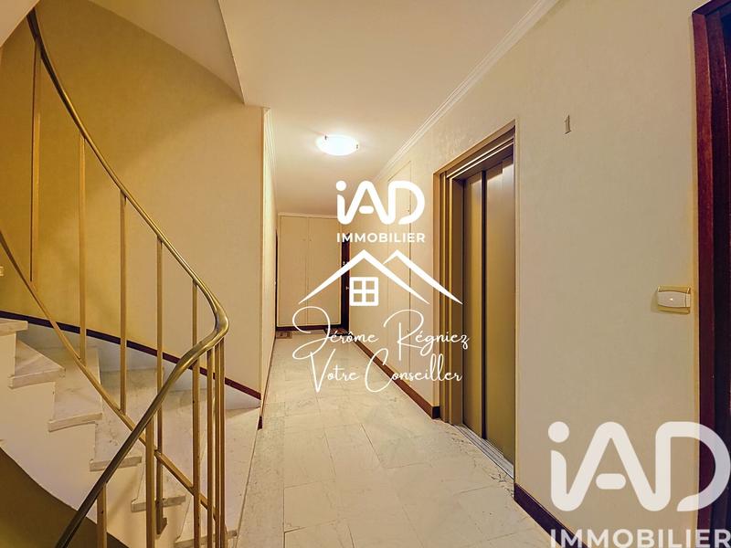 Appartement - 118 m² - 6 pièces