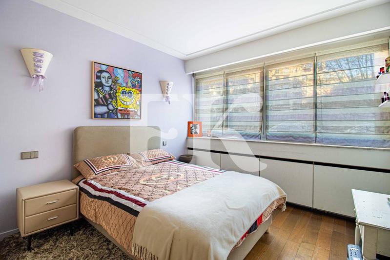 Appartement - 149 m² - 5 pièces