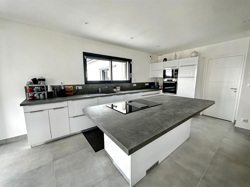 Maison - 160 m² - 6 pièces