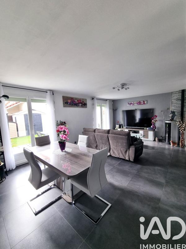 Maison - 80 m² - 5 pièces