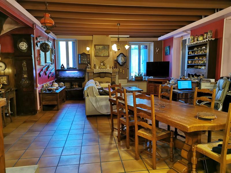 Maison - 191 m² - 6 pièces