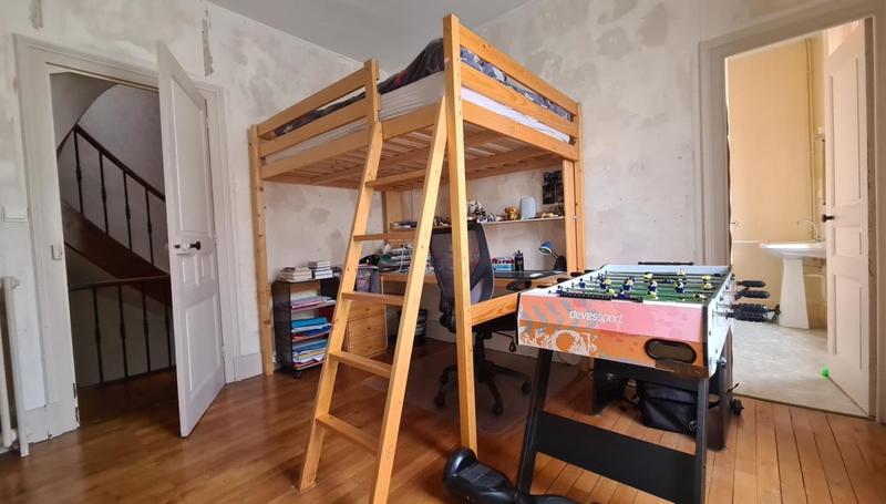 Maison - 160 m² - 10 pièces