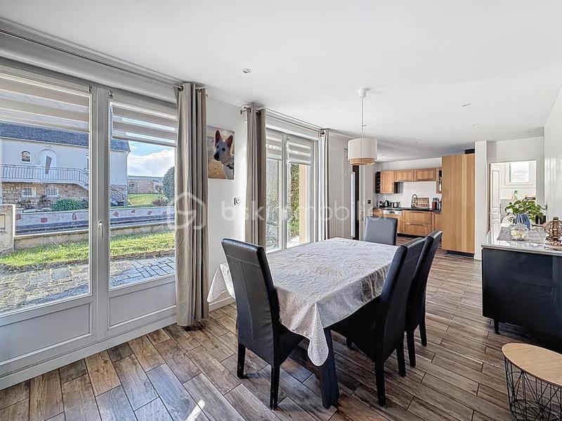 Maison - 108 m² - 6 pièces