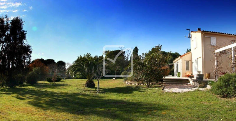 Maison - 147 m² - 4 pièces