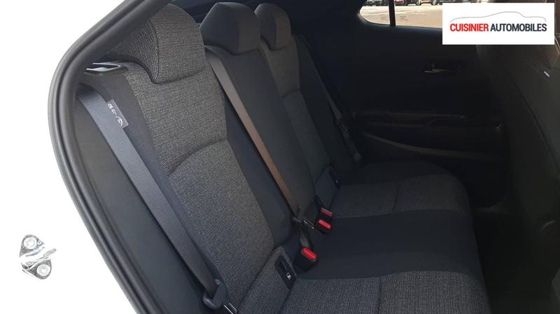 Toyota c-Hr Hybride Rechargeable 225 Design