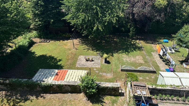 Appartement - 136 m² - 6 pièces