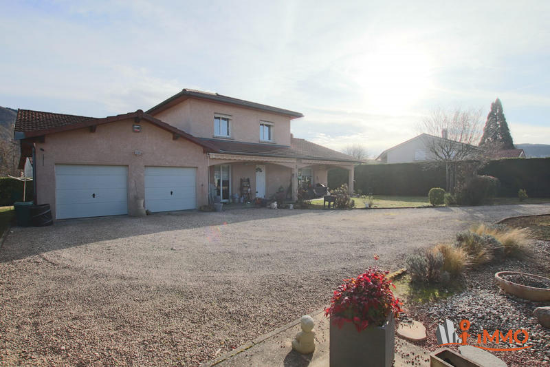 Villa - 120 m² - 5 pièces