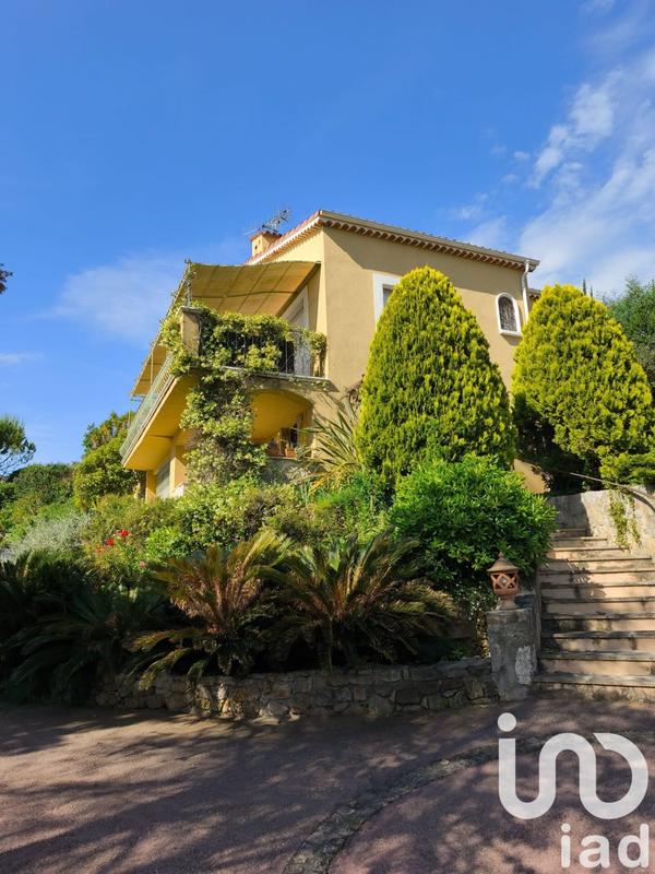 Maison - 142 m² - 5 pièces