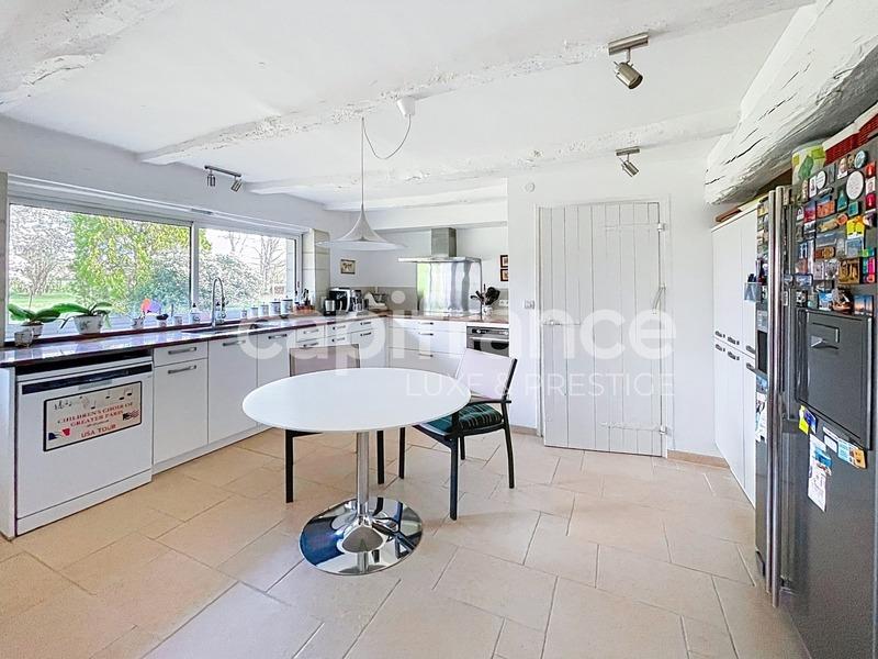 Longère - 400 m² - 11 pièces