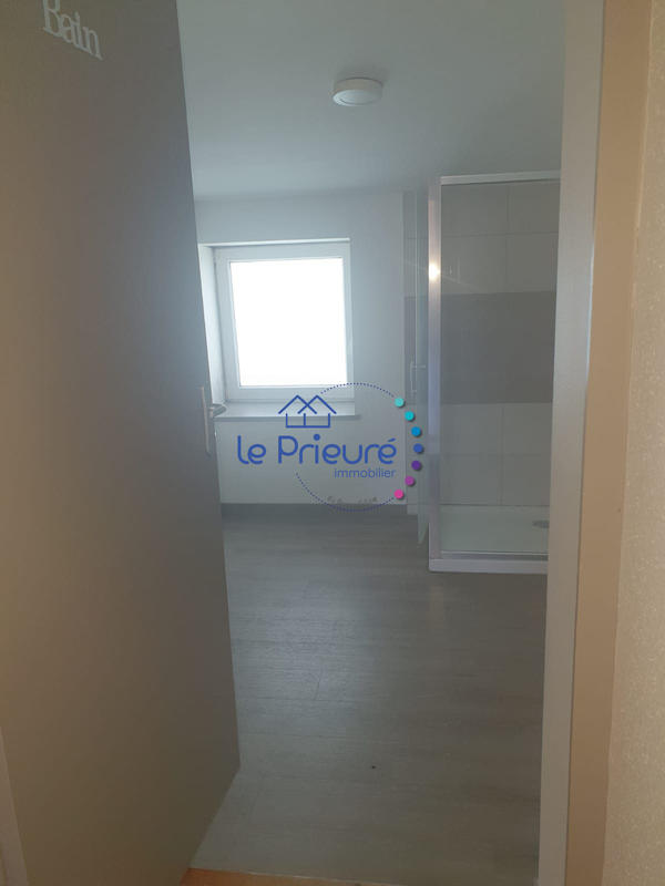Maison - 98 m² - 4 pièces