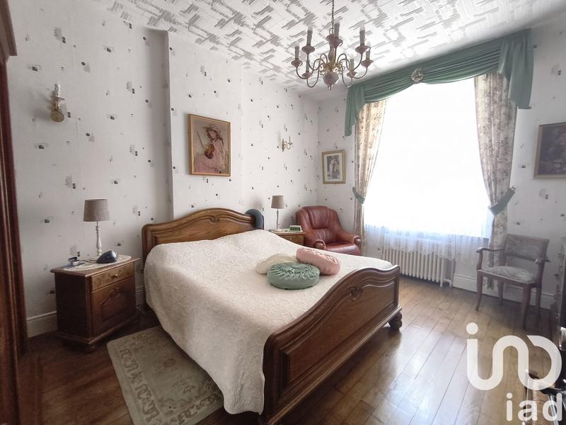 Maison - 188 m² - 8 pièces