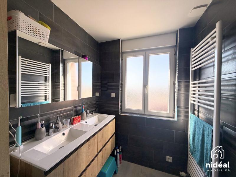 Maison - 148 m² - 5 pièces