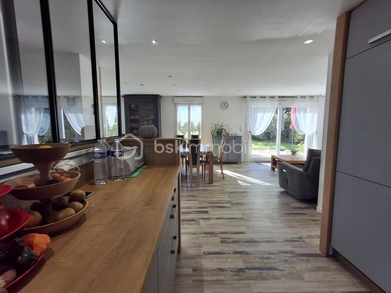 Pavillon - 100 m² - 5 pièces