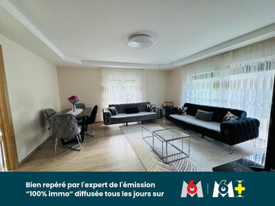 Maison - 235 m² - 11 pièces