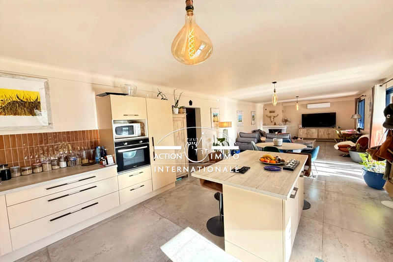 Maison - 149 m² - 6 pièces