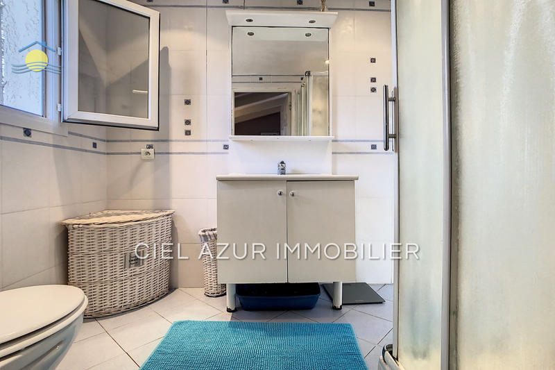 Maison - 211 m² - 6 pièces