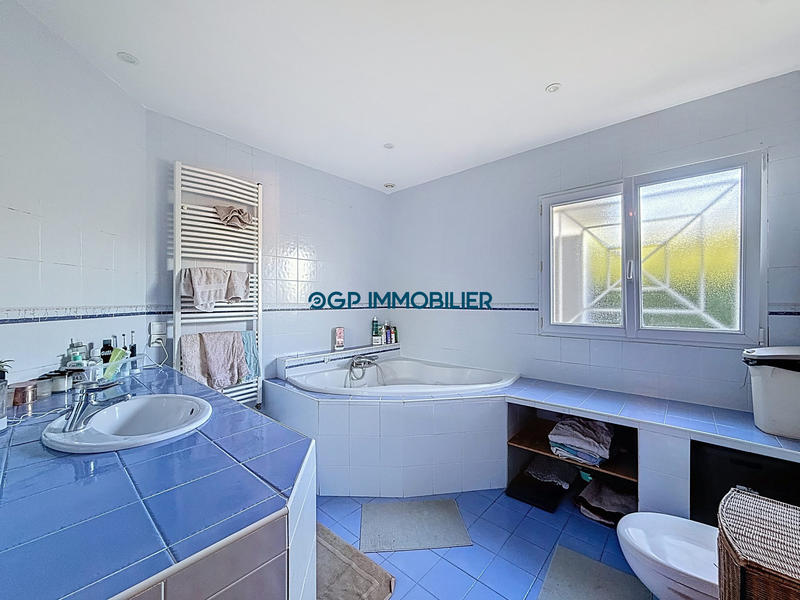 Maison - 145 m² - 5 pièces