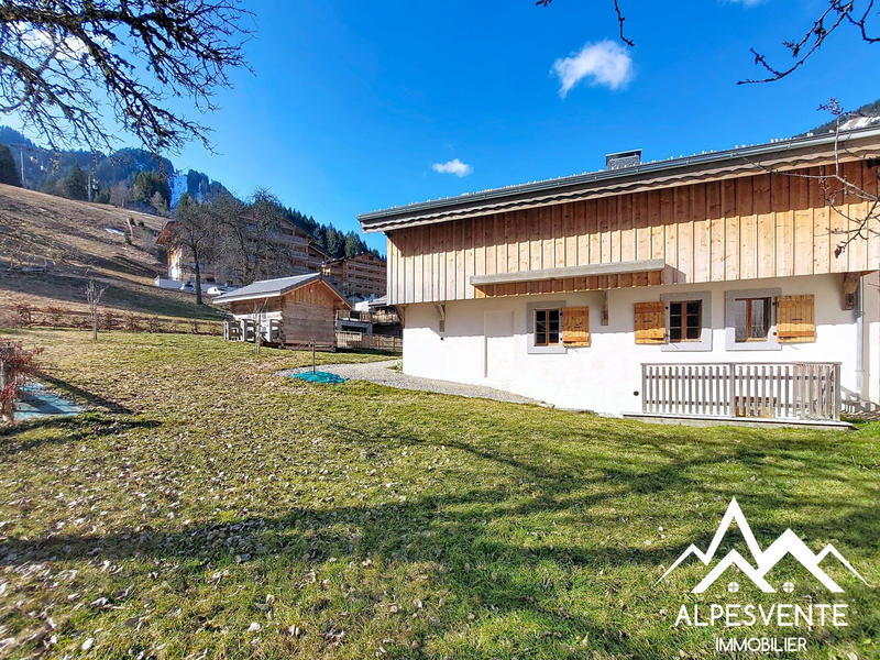 Châlet - 195 m² - 9 pièces