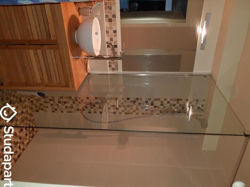 Chambre - 15 m² - 1 pièce