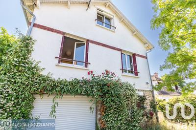 Maison - 96 m² - 4 pièces