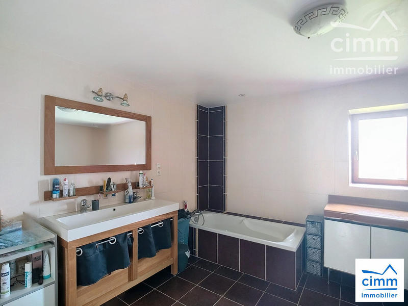 Maison - 158 m² - 5 pièces