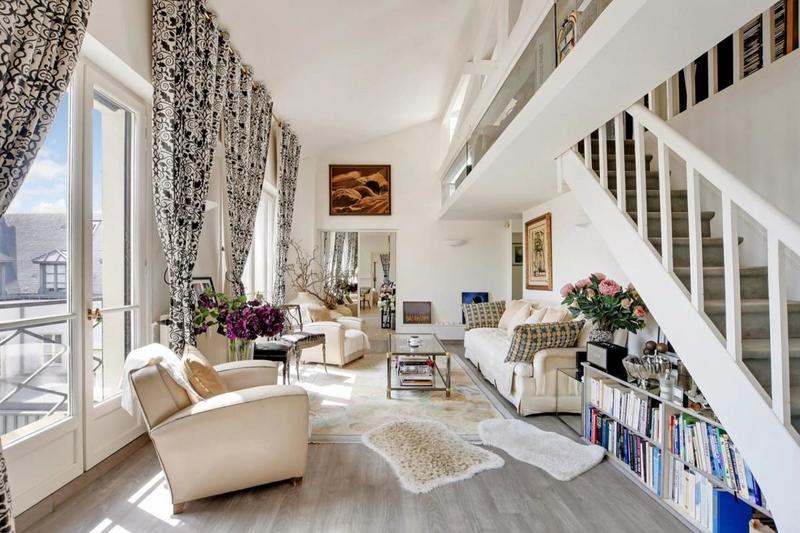 Loft - 132 m² - 4 pièces