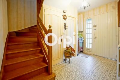 Maison - 95 m² - 5 pièces