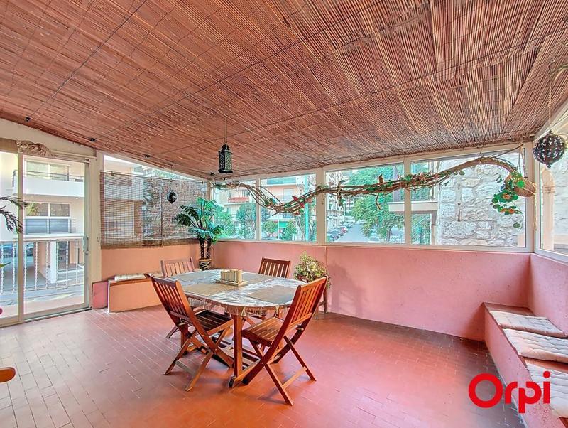 Maison - 96 m² - 3 pièces