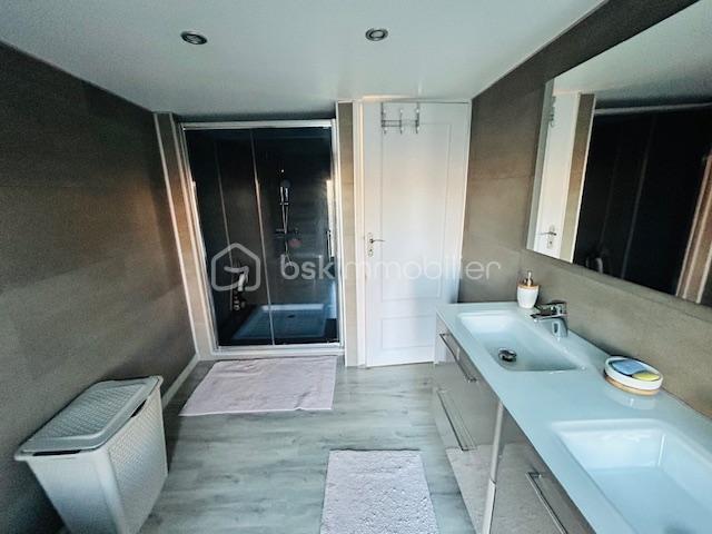 Maison de ville - 183 m² - 8 pièces